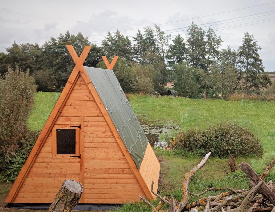 Rum Bridge "Owl Watch" Wooden Tipi Hotel Съдбъри Екстериор снимка